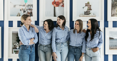 20 Best Waitress Uniforms for Cafés, Diners, and Fine Dining